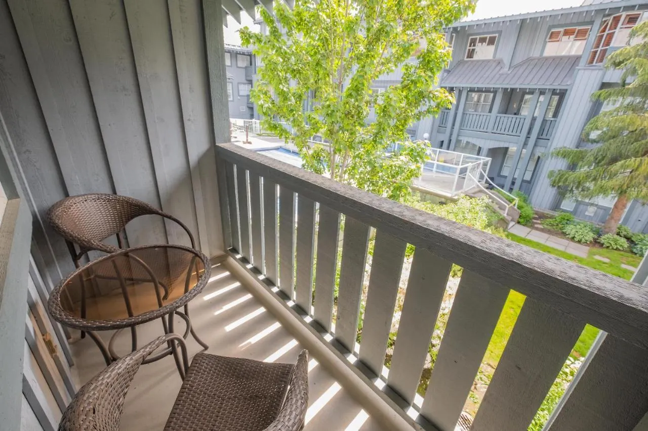 Glaciers Lodge By Outpost Whistler Holiday home